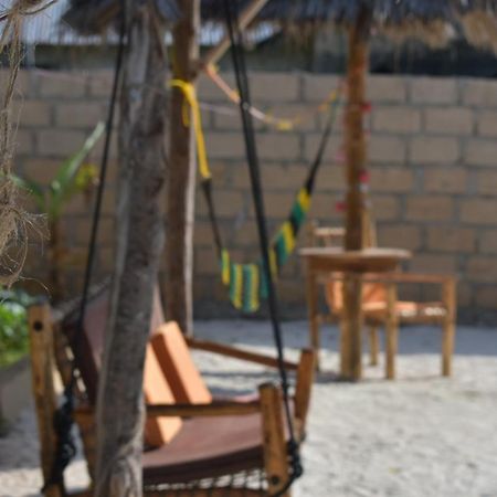 New Arisen Bungalows Bwejuu Eksteriør billede