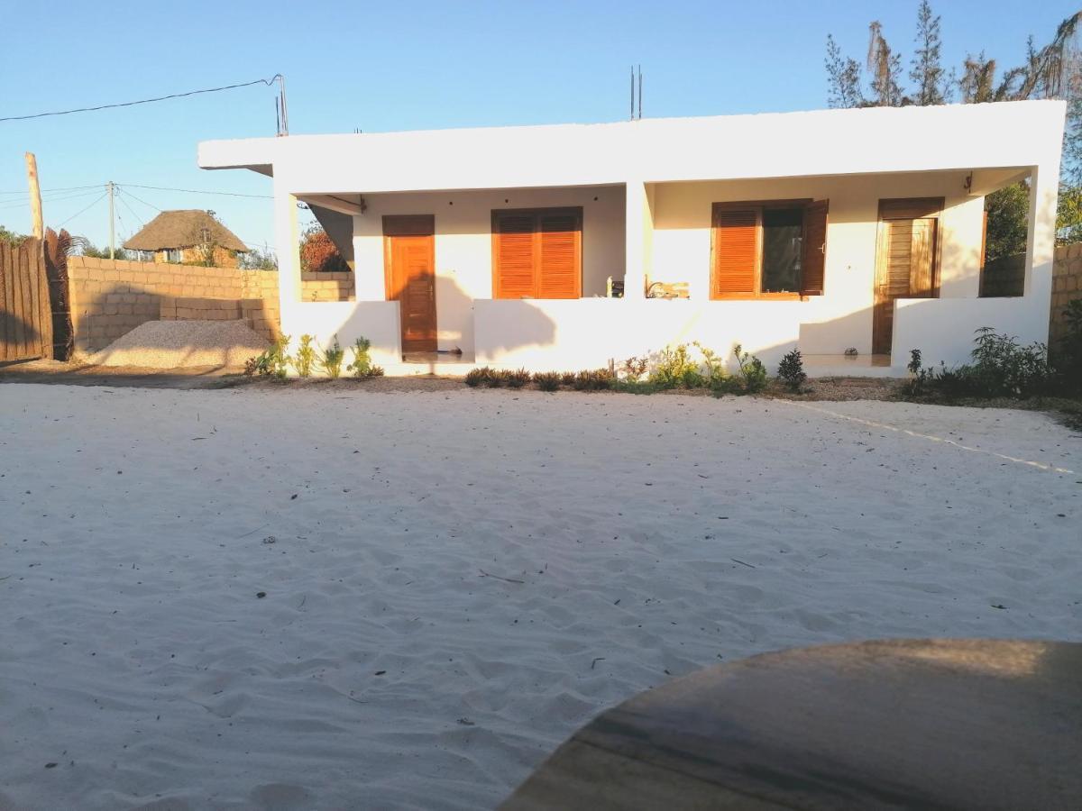 New Arisen Bungalows Bwejuu Eksteriør billede