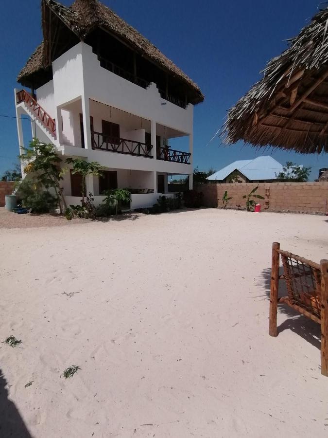 New Arisen Bungalows Bwejuu Eksteriør billede
