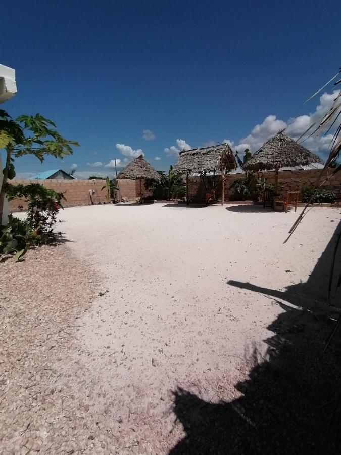 New Arisen Bungalows Bwejuu Eksteriør billede