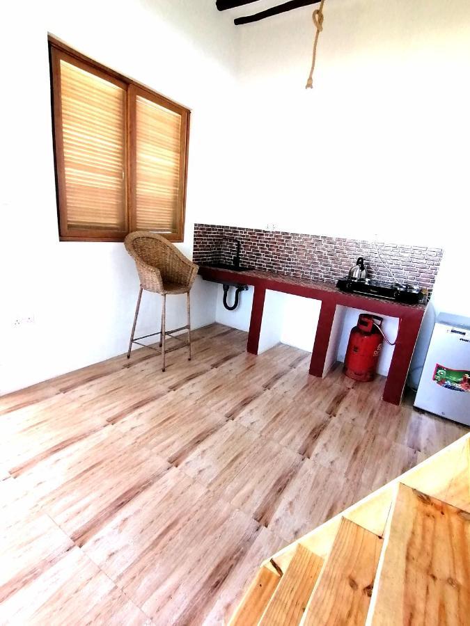 New Arisen Bungalows Bwejuu Eksteriør billede